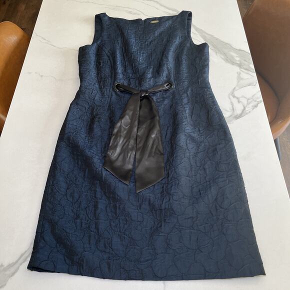 Taylor Navy Blue Sleeveless Textured Dress Sz 12 W/ Black Tie Waist Cocktail EUC - Picture 1 of 13